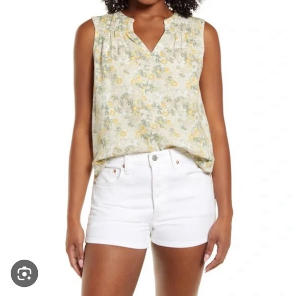 Caslon Tops - 🆕 Caslon A-Line Floral Sleeveless Top from Nordstrom, New with Tags